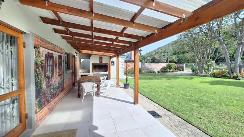 2 Bedroom Property for Sale in Die Eiland Western Cape
